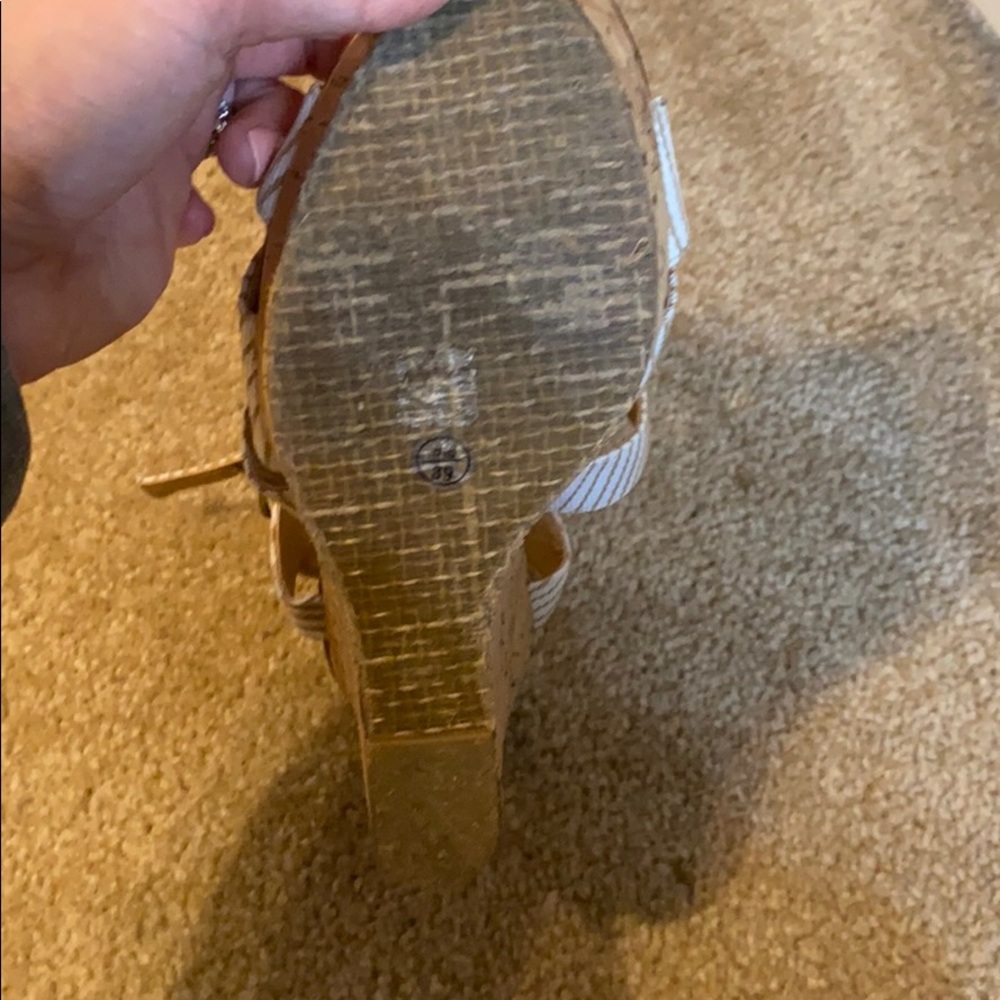 Wedges - Picture 4 of 6